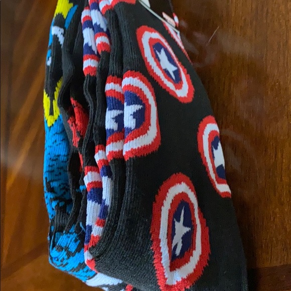 Marvel Captain America 2pack socks - Picture 2 of 2